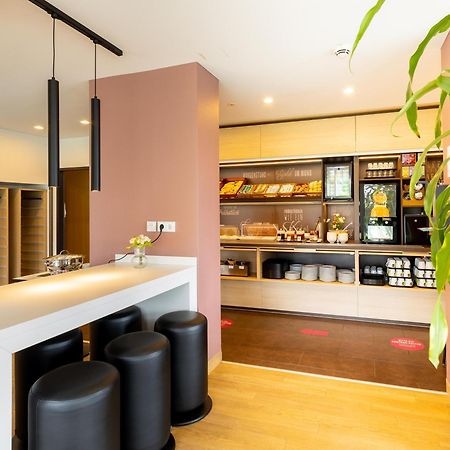B&B Hotel Moenchengladbach ภายนอก รูปภาพ