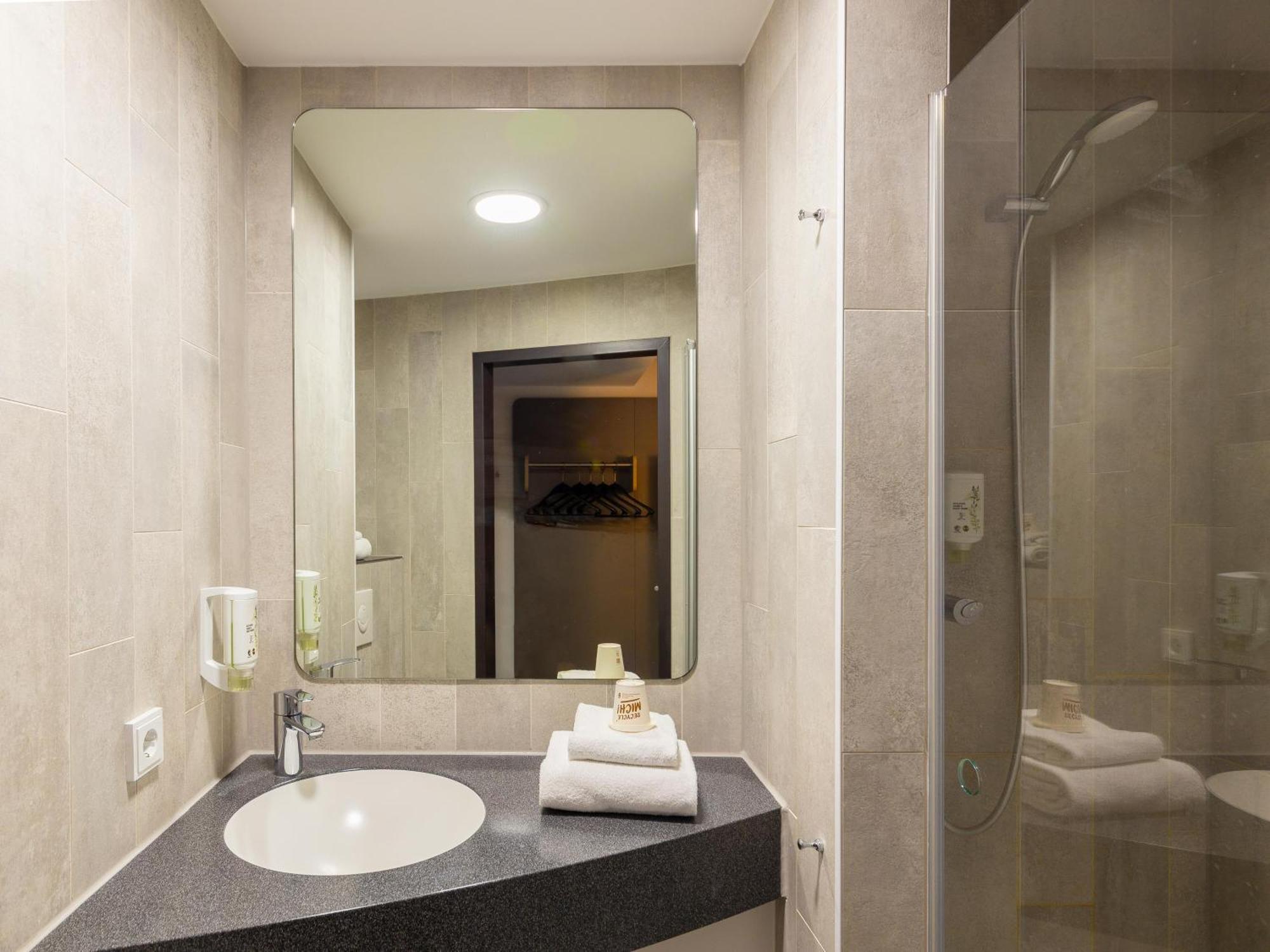 B&B Hotel Moenchengladbach ภายนอก รูปภาพ