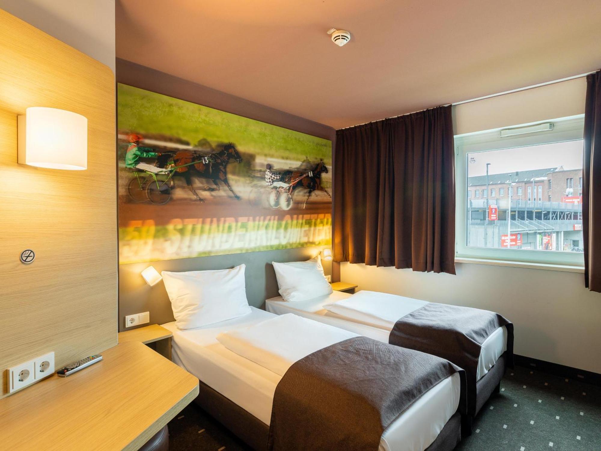 B&B Hotel Moenchengladbach ภายนอก รูปภาพ