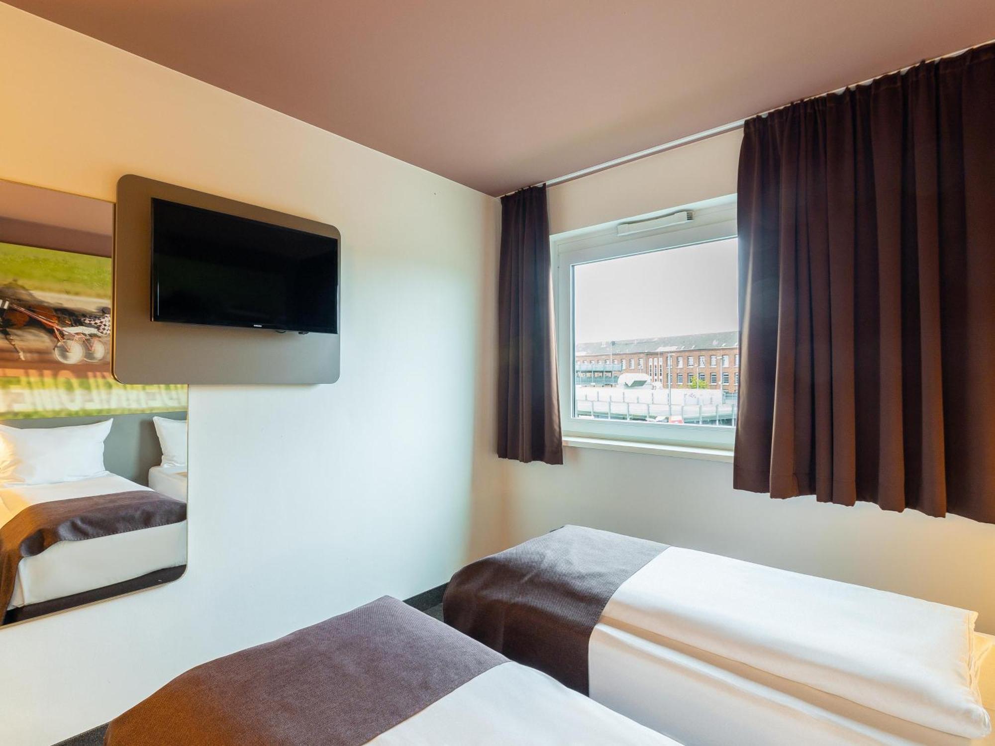 B&B Hotel Moenchengladbach ภายนอก รูปภาพ