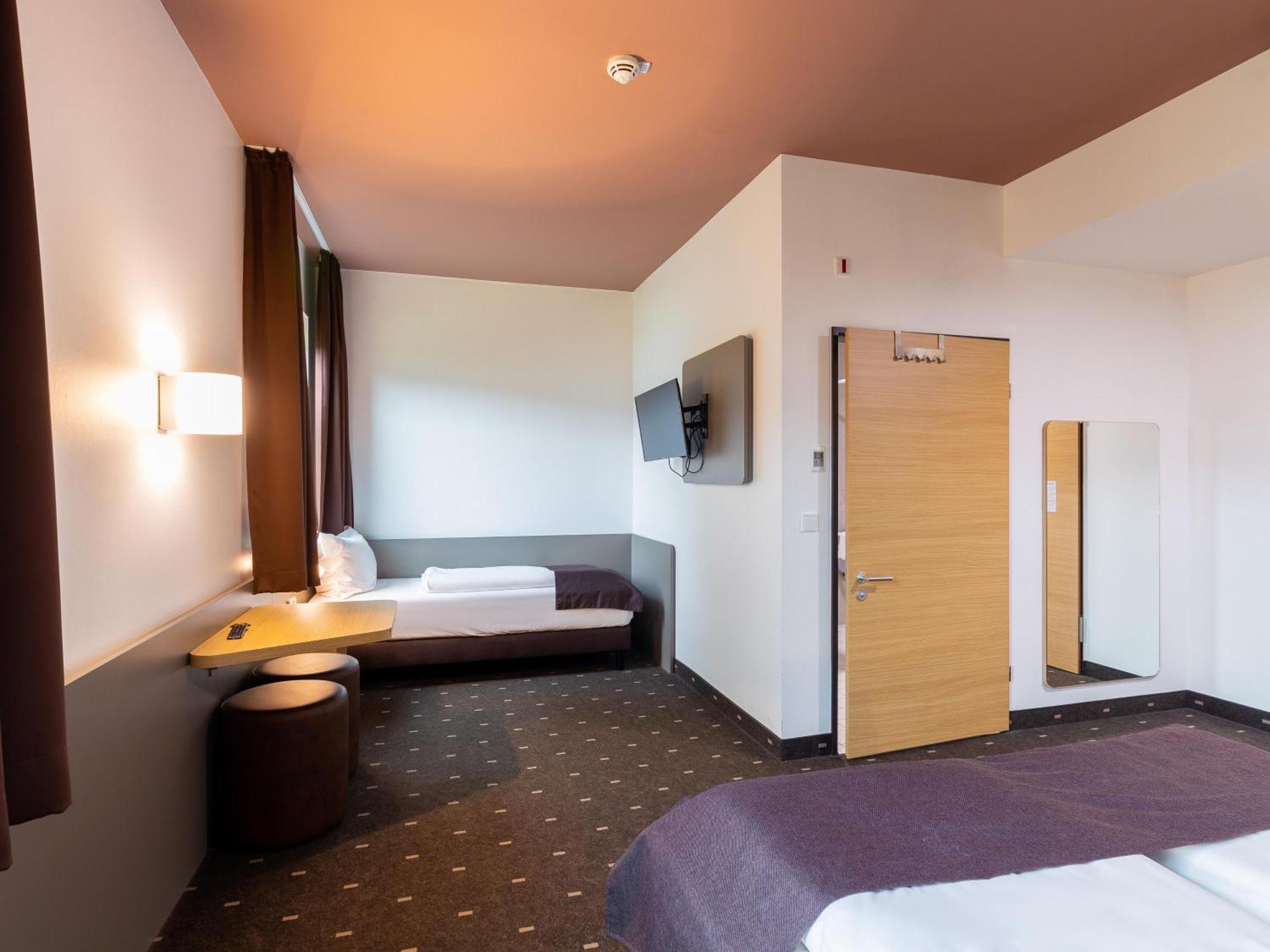 B&B Hotel Moenchengladbach ภายนอก รูปภาพ